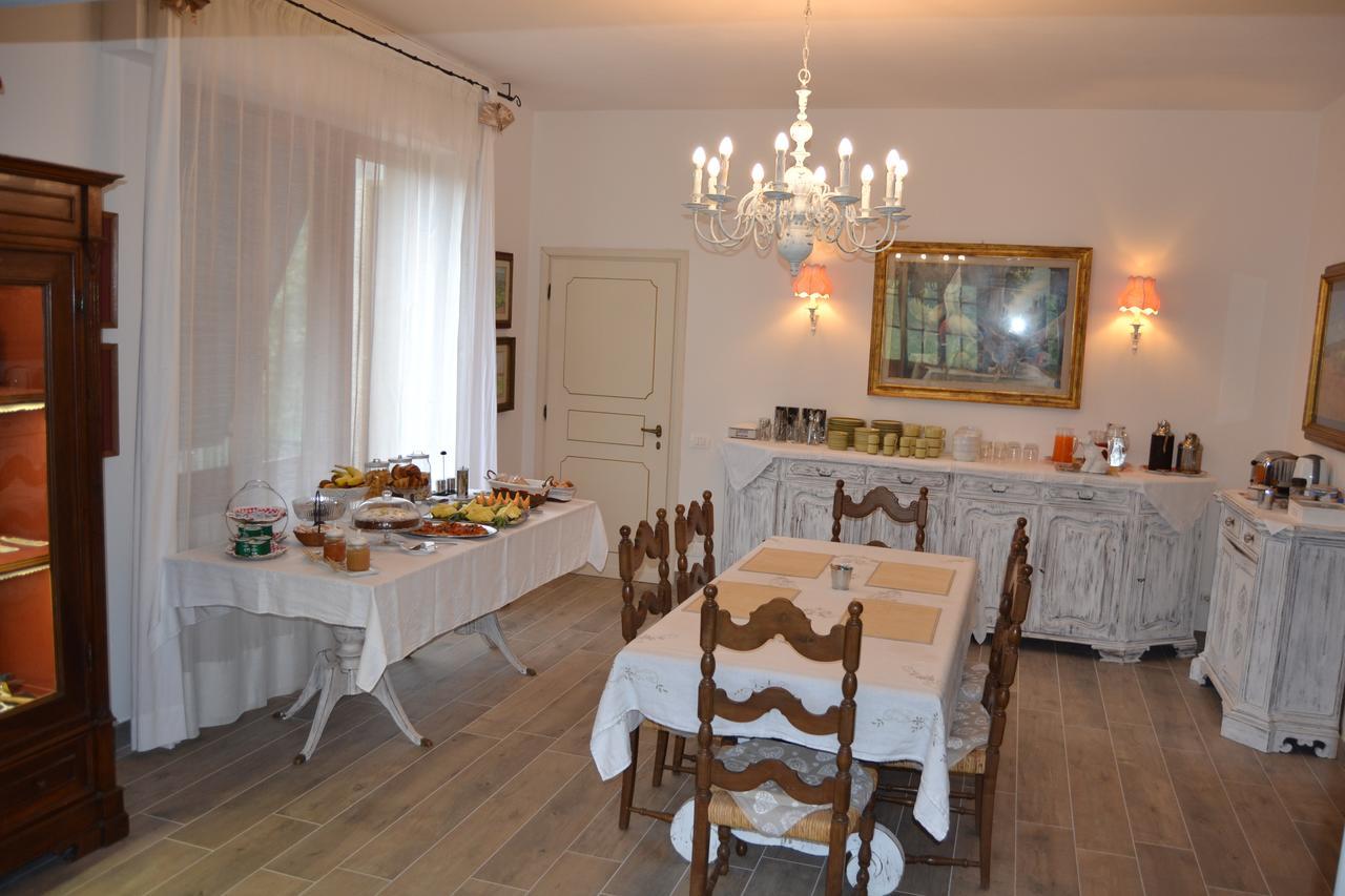 B&B Villa Il Poggiolino Molino del Piano Екстериор снимка